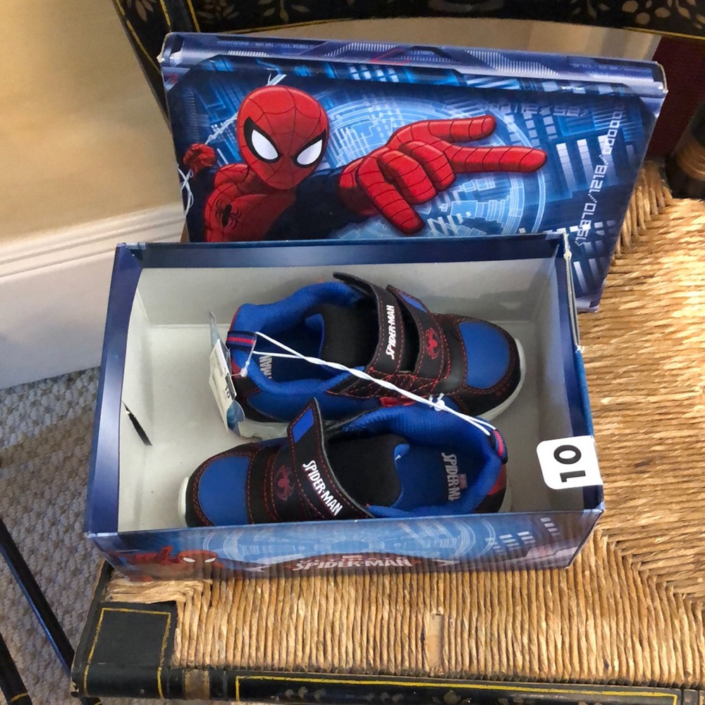 Spider-Man snickers shoes blue & red size 10M